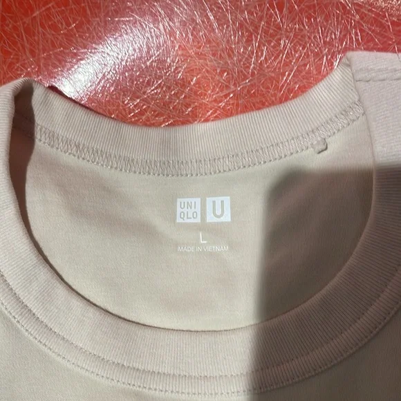 Uniqlo U Cream Graphic Tee with Horse Design - Picture 7 of 8